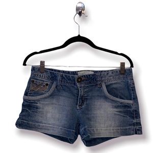 Maurices jean shorts women’s 5 / 6 Y2K low rise